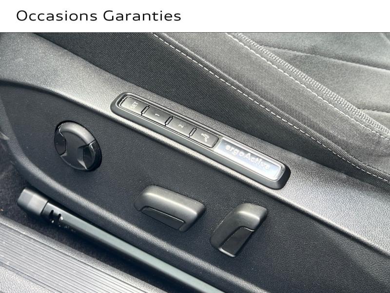 Voitures occasions VOLKSWAGEN GOLF Style 1st Saint-Thibault-des-Vignes