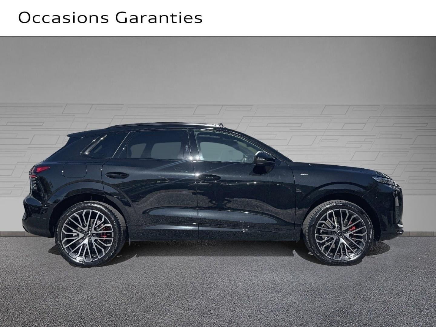 Voitures occasions Audi Q3 S line Saint-Thibault-des-Vignes