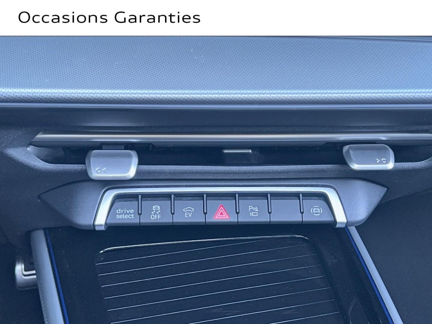 Voitures occasions Audi Q3 S line Saint-Thibault-des-Vignes