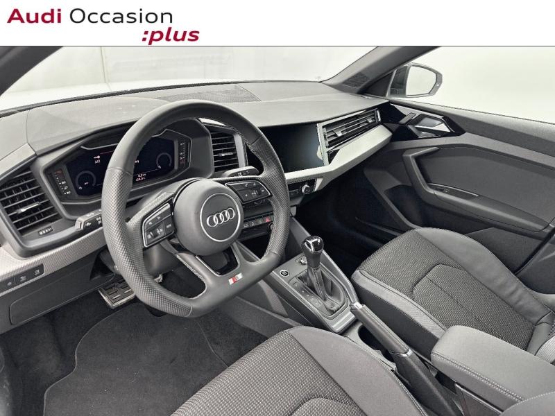 Voitures occasions Audi A1 Sportback S line plus Saint-Thibault-des-Vignes