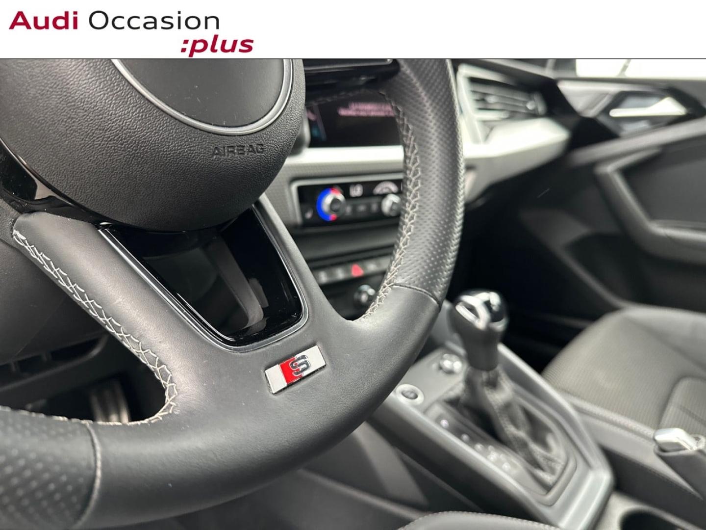 Voitures occasions Audi A1 Sportback S line Saint-Thibault-des-Vignes
