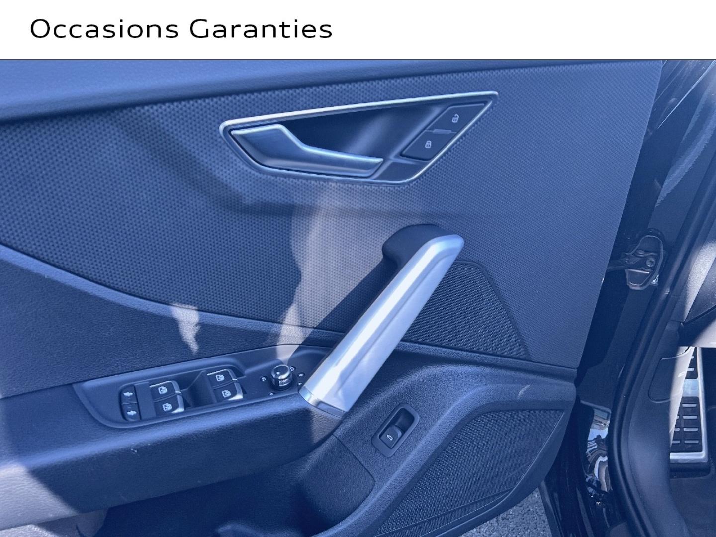 Voitures occasions Audi Q2 S line Saint-Thibault-des-Vignes