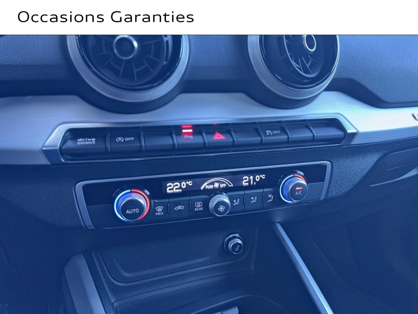 Voitures occasions Audi Q2 S line Saint-Thibault-des-Vignes