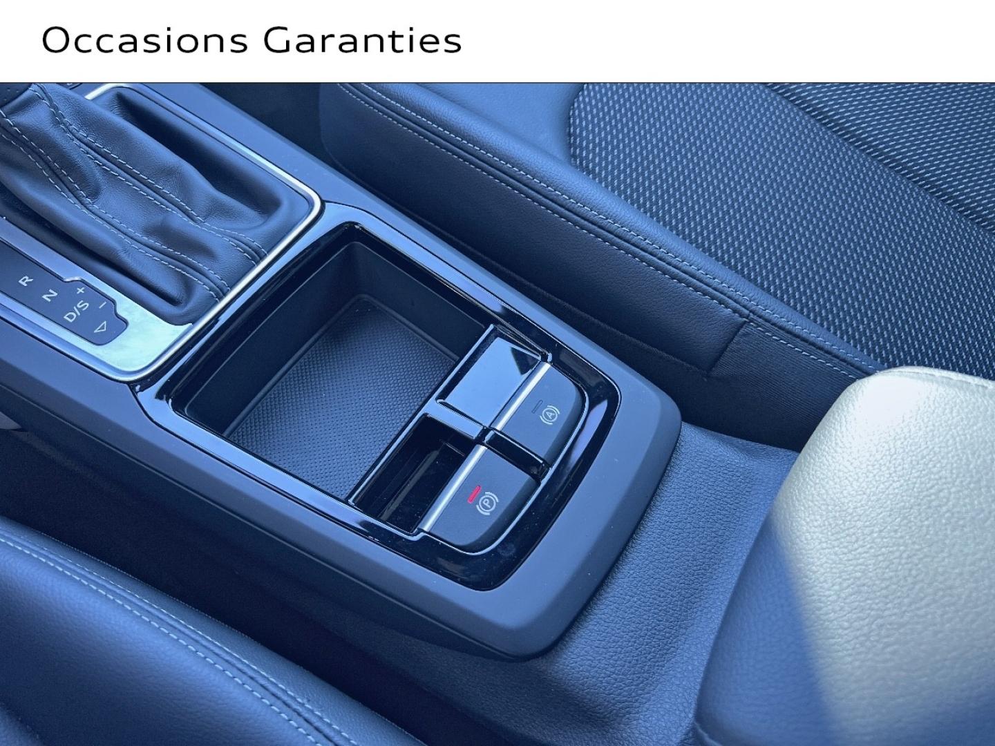 Voitures occasions Audi Q2 S line Saint-Thibault-des-Vignes