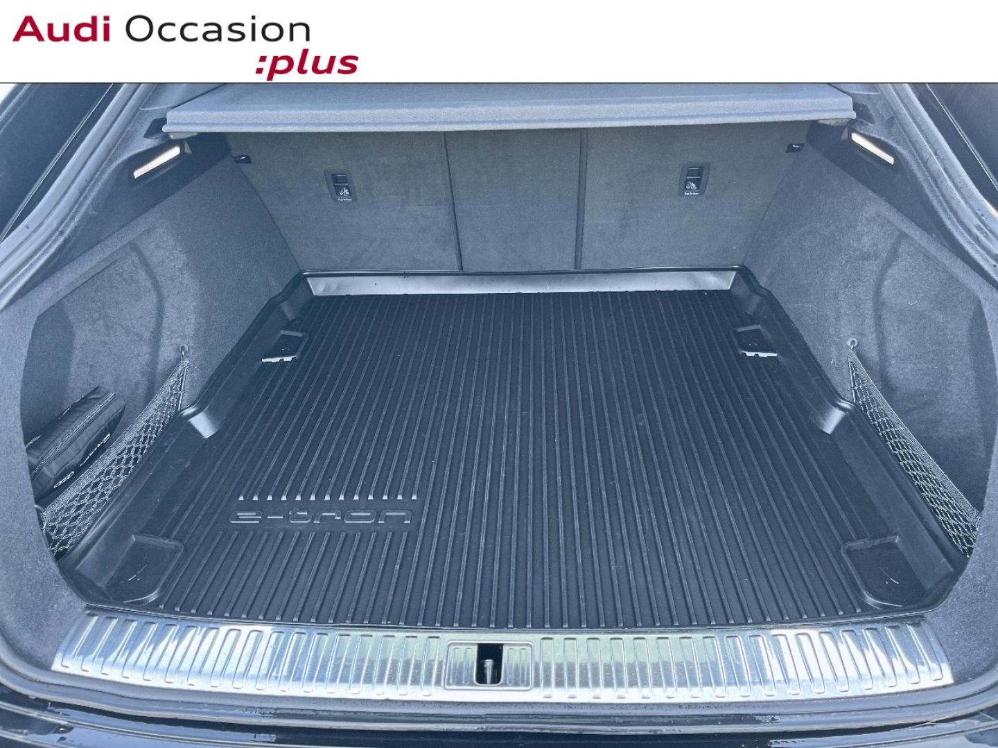 Voitures occasions Audi Q8 e-tron Sportback S Line Saint-Thibault-des-Vignes