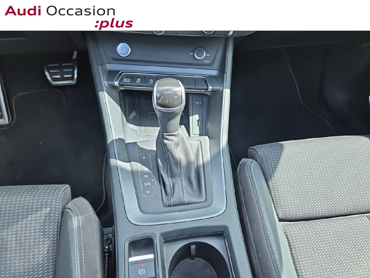 Voitures occasions Audi Q3 S line Saint-Thibault-des-Vignes