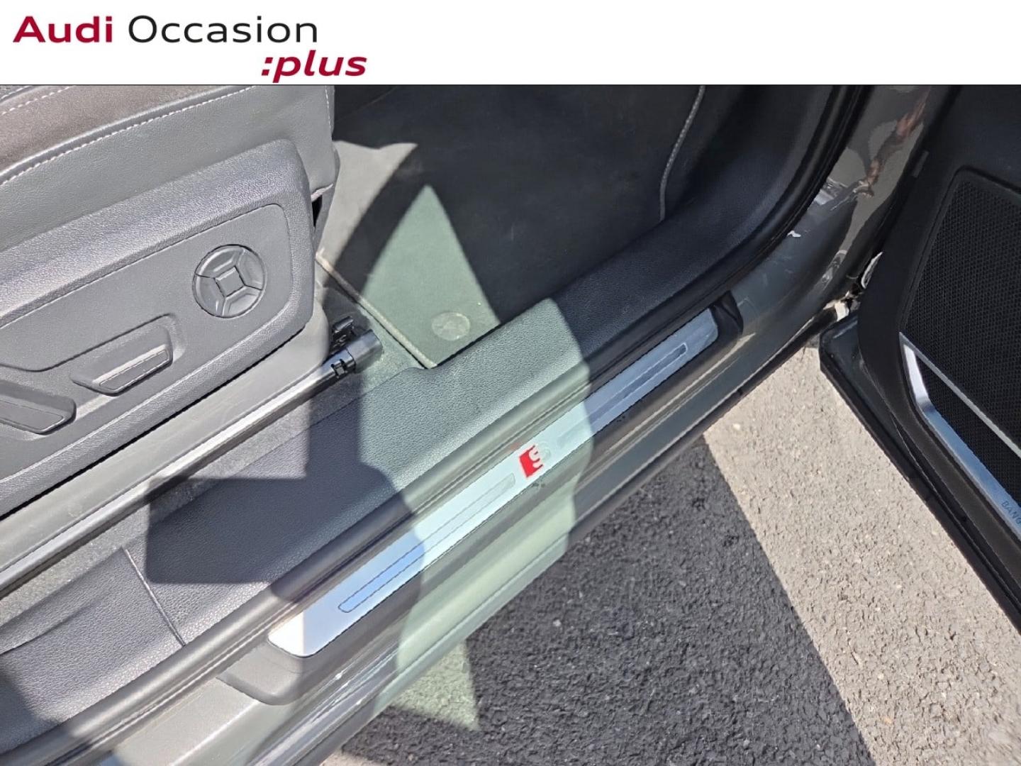 Voitures occasions Audi Q3 S line Saint-Thibault-des-Vignes