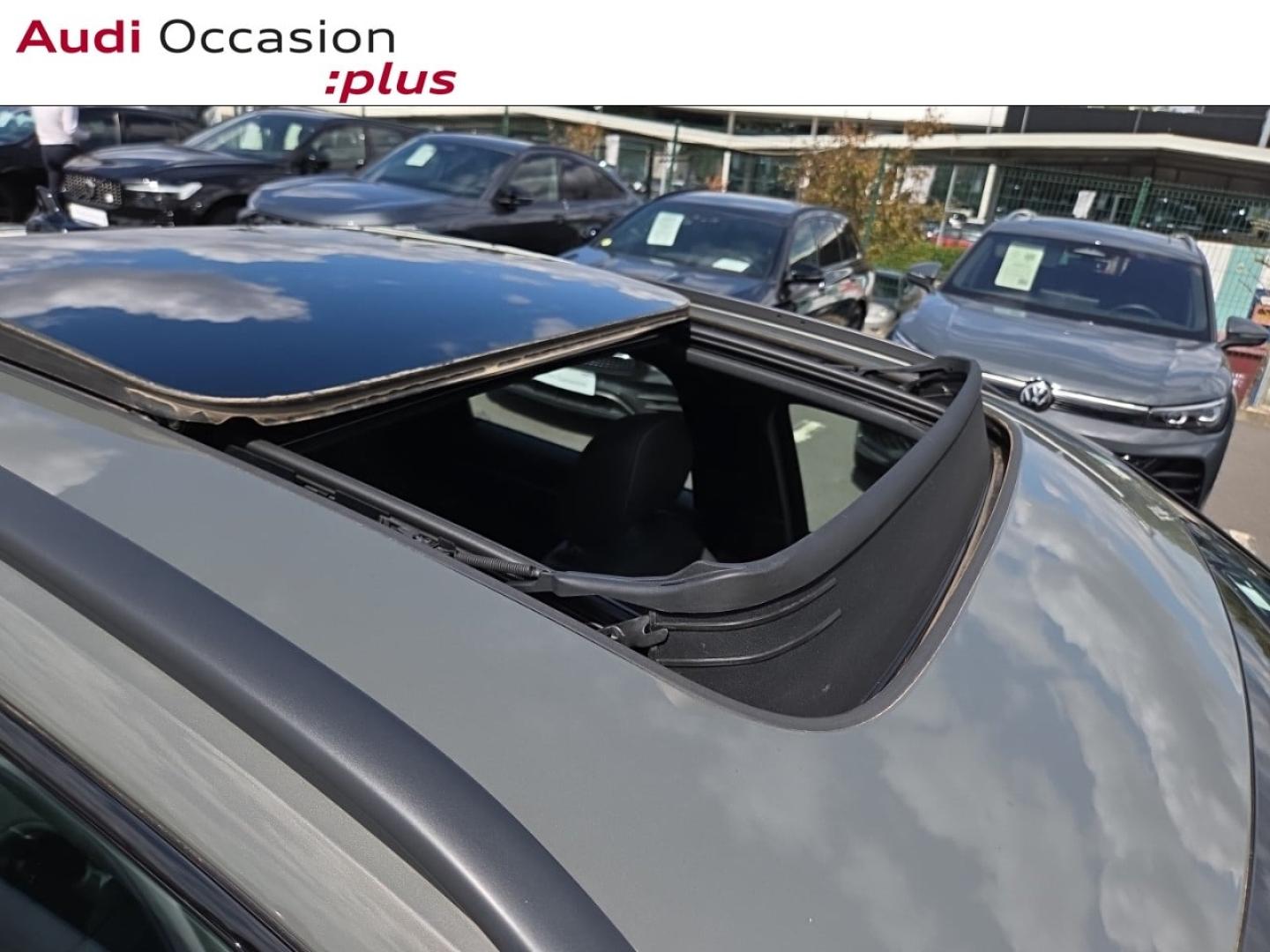 Voitures occasions Audi Q3 S line Saint-Thibault-des-Vignes