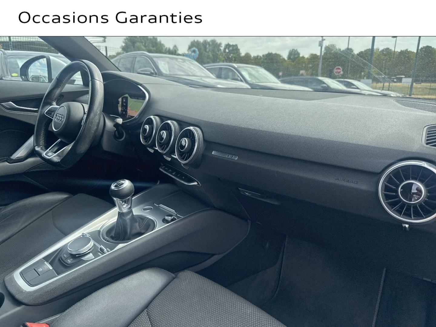 Voitures occasions Audi TT S line Saint-Thibault-des-Vignes