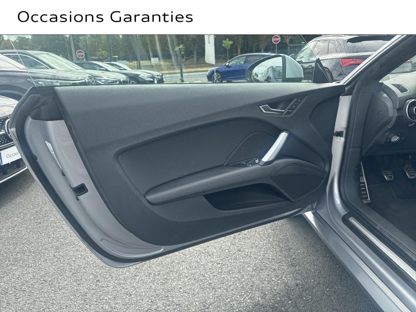Voitures occasions Audi TT S line Saint-Thibault-des-Vignes
