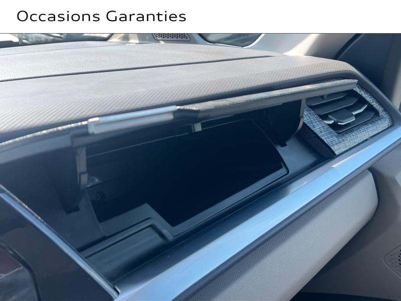 Voitures occasions VOLKSWAGEN MULTIVAN Life Saint-Thibault-des-Vignes