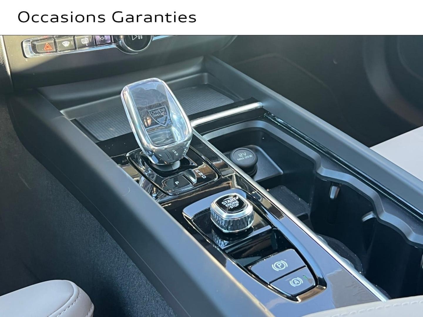 Voitures occasions VOLVO XC60 Ultra Style Dark Saint-Thibault-des-Vignes