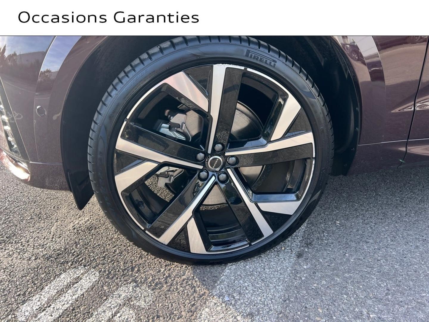 Voitures occasions VOLVO XC60 Ultra Style Dark Saint-Thibault-des-Vignes