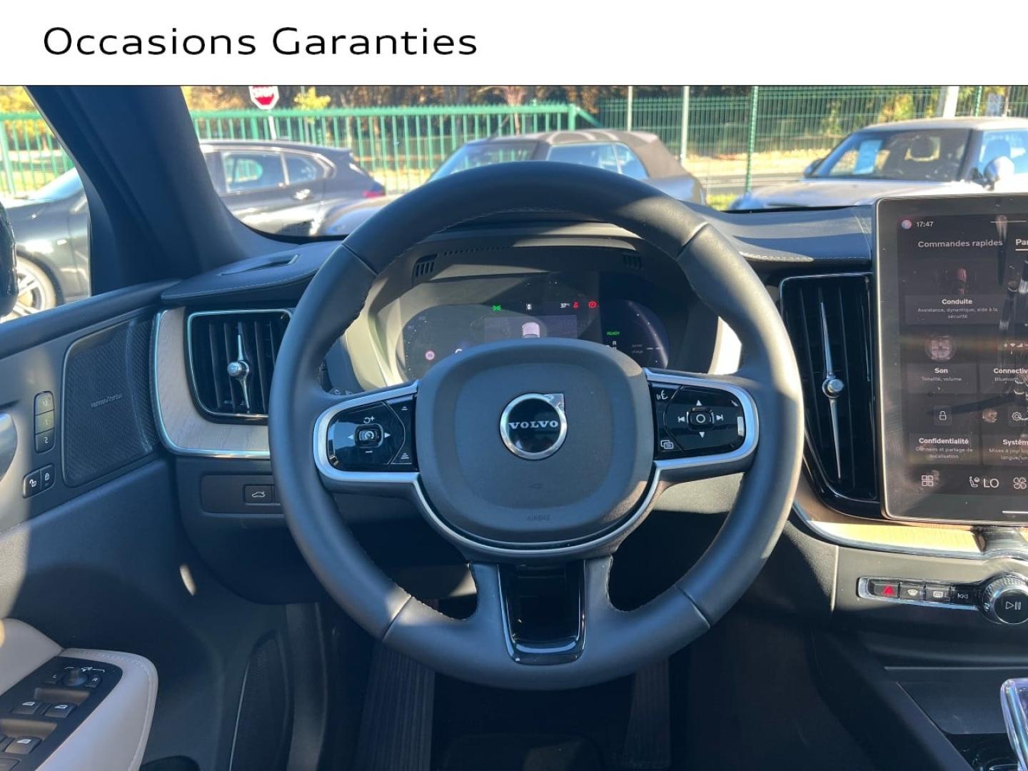 Voitures occasions VOLVO XC60 Ultra Style Dark Saint-Thibault-des-Vignes