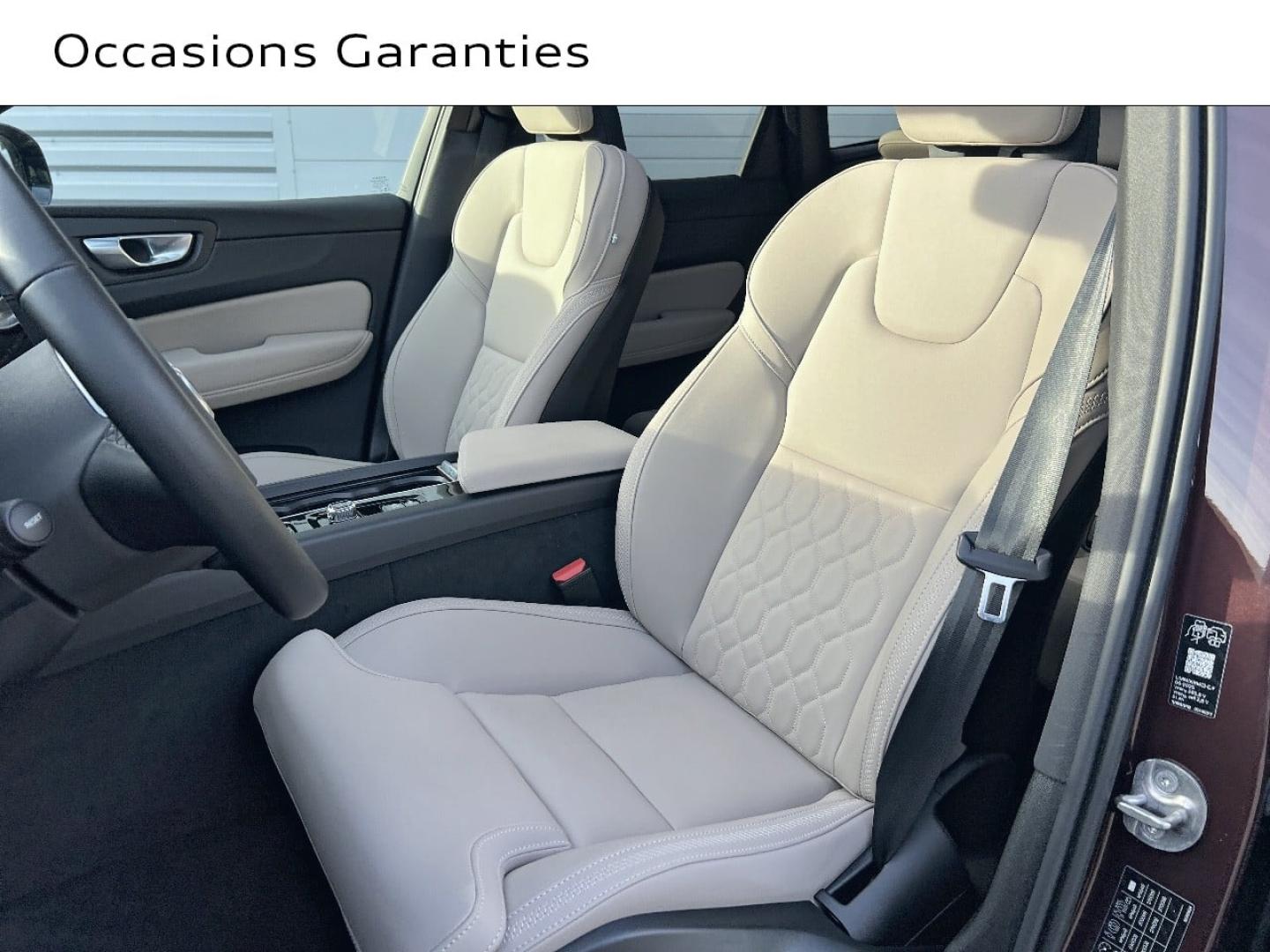 Voitures occasions VOLVO XC60 Ultra Style Dark Saint-Thibault-des-Vignes