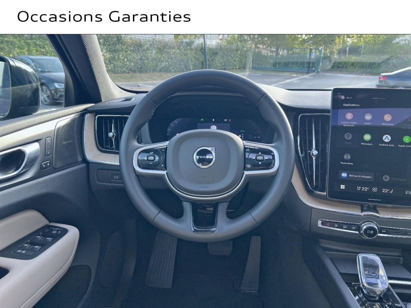 Voitures occasions VOLVO XC60 Ultra Style Dark Saint-Thibault-des-Vignes