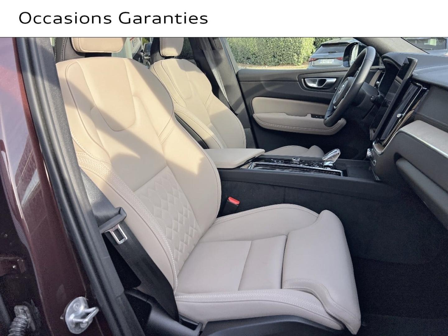 Voitures occasions VOLVO XC60 Ultra Style Dark Saint-Thibault-des-Vignes