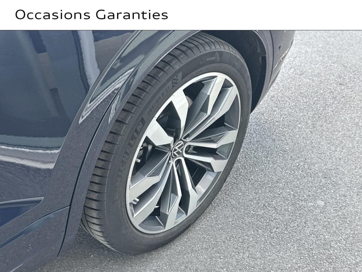 Voitures occasions VOLKSWAGEN TOUAREG R Saint-Thibault-des-Vignes