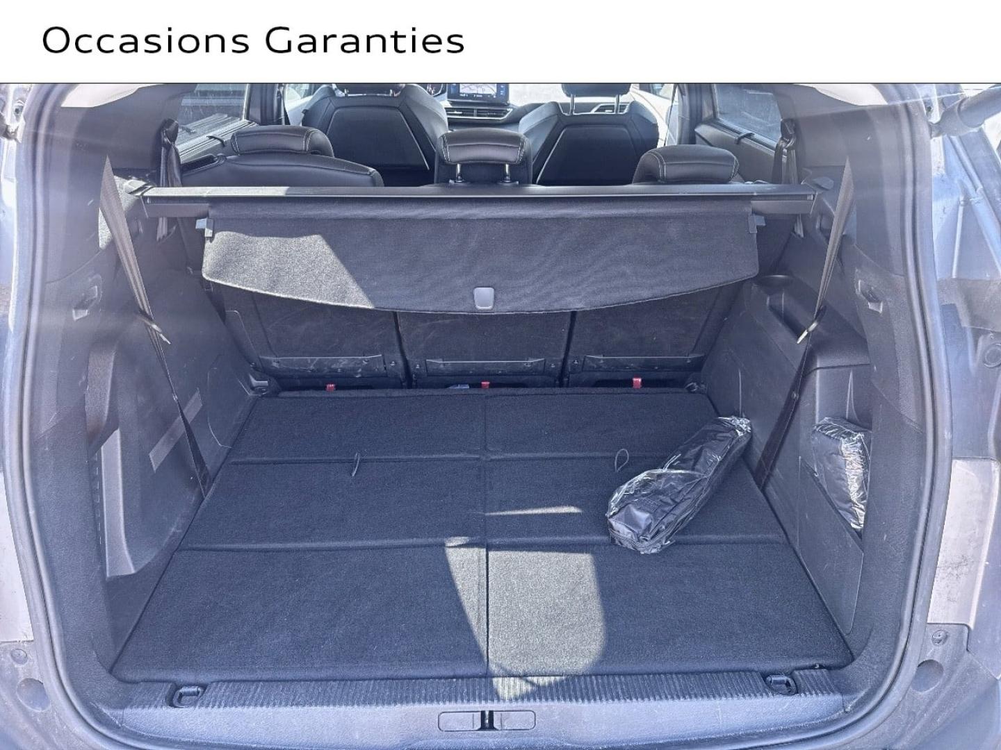 Voitures occasions PEUGEOT 5008 Allure Pack Saint-Thibault-des-Vignes