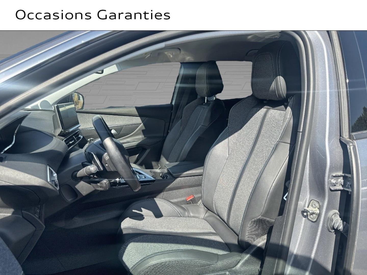 Voitures occasions PEUGEOT 5008 Allure Pack Saint-Thibault-des-Vignes