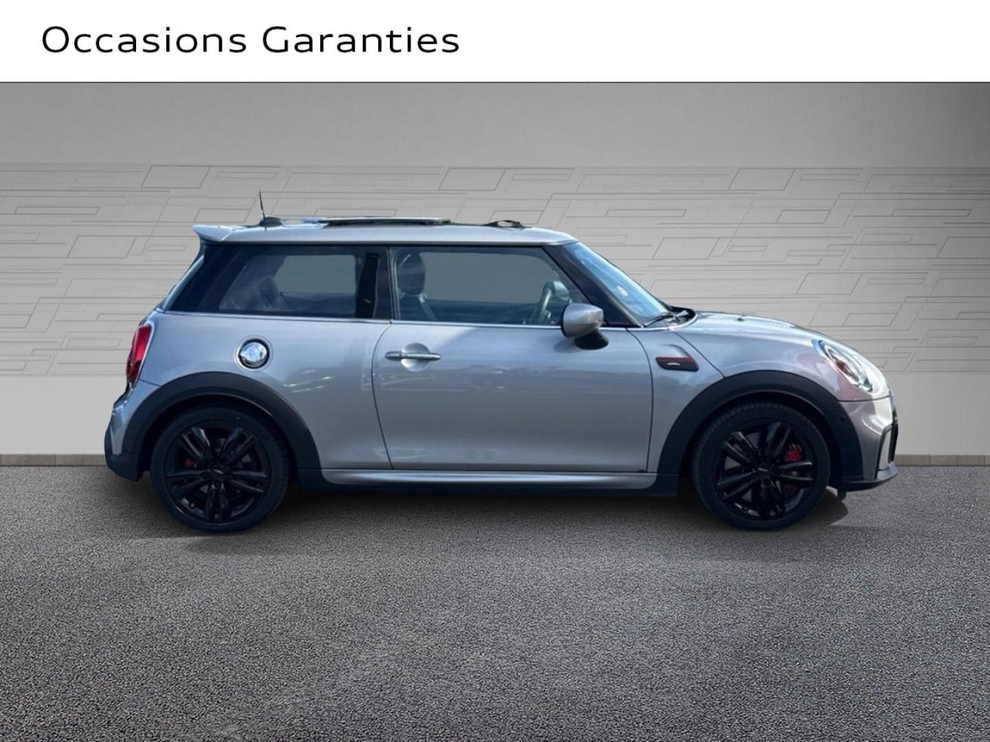 Voitures occasions MINI MINI Edition Premium Plus Saint-Thibault-des-Vignes