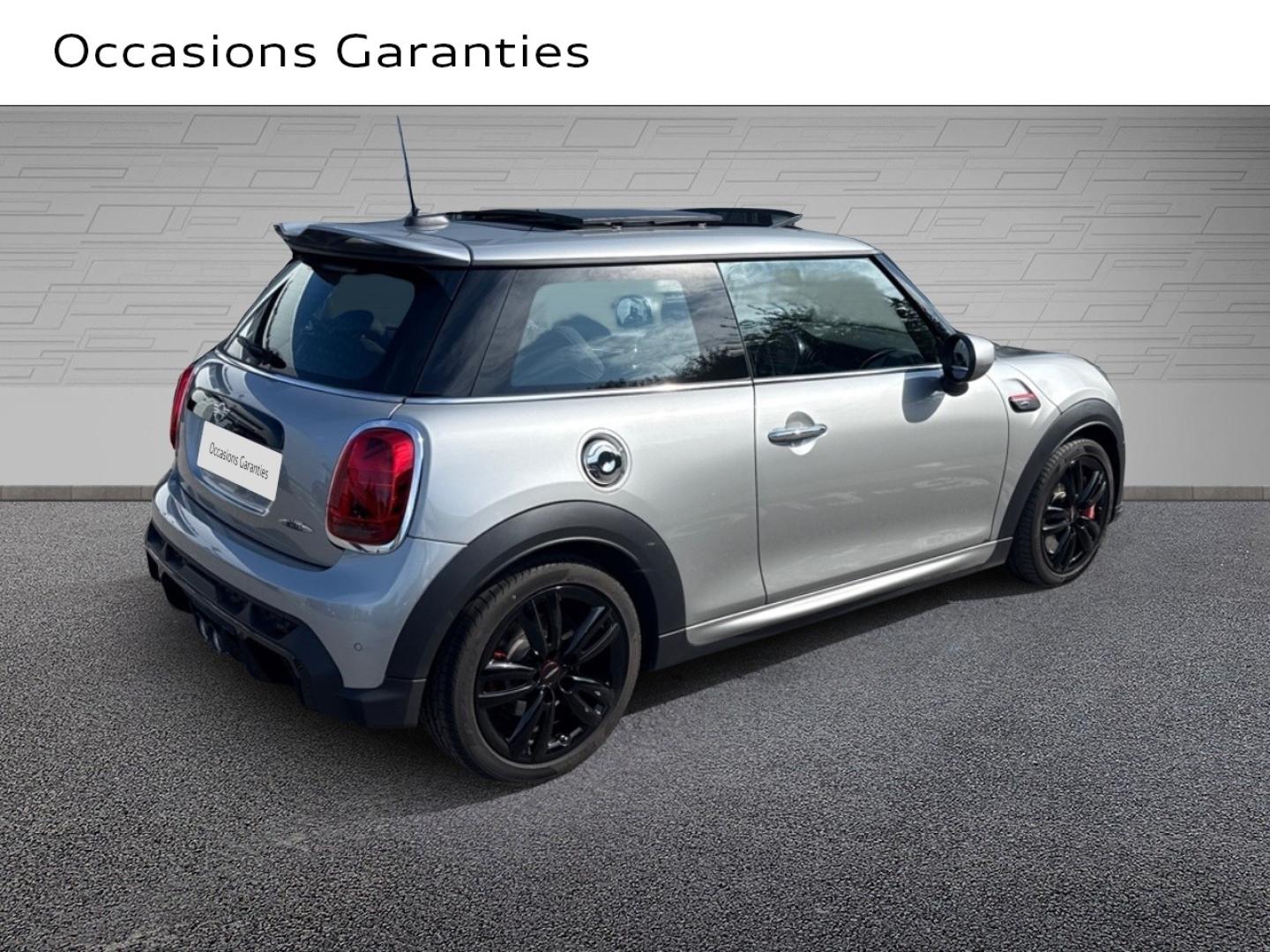 Voitures occasions MINI MINI Edition Premium Plus Saint-Thibault-des-Vignes