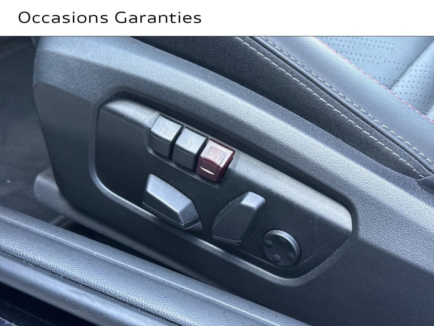 Voitures occasions MINI Cabrio Edition Premium Plus Saint-Thibault-des-Vignes