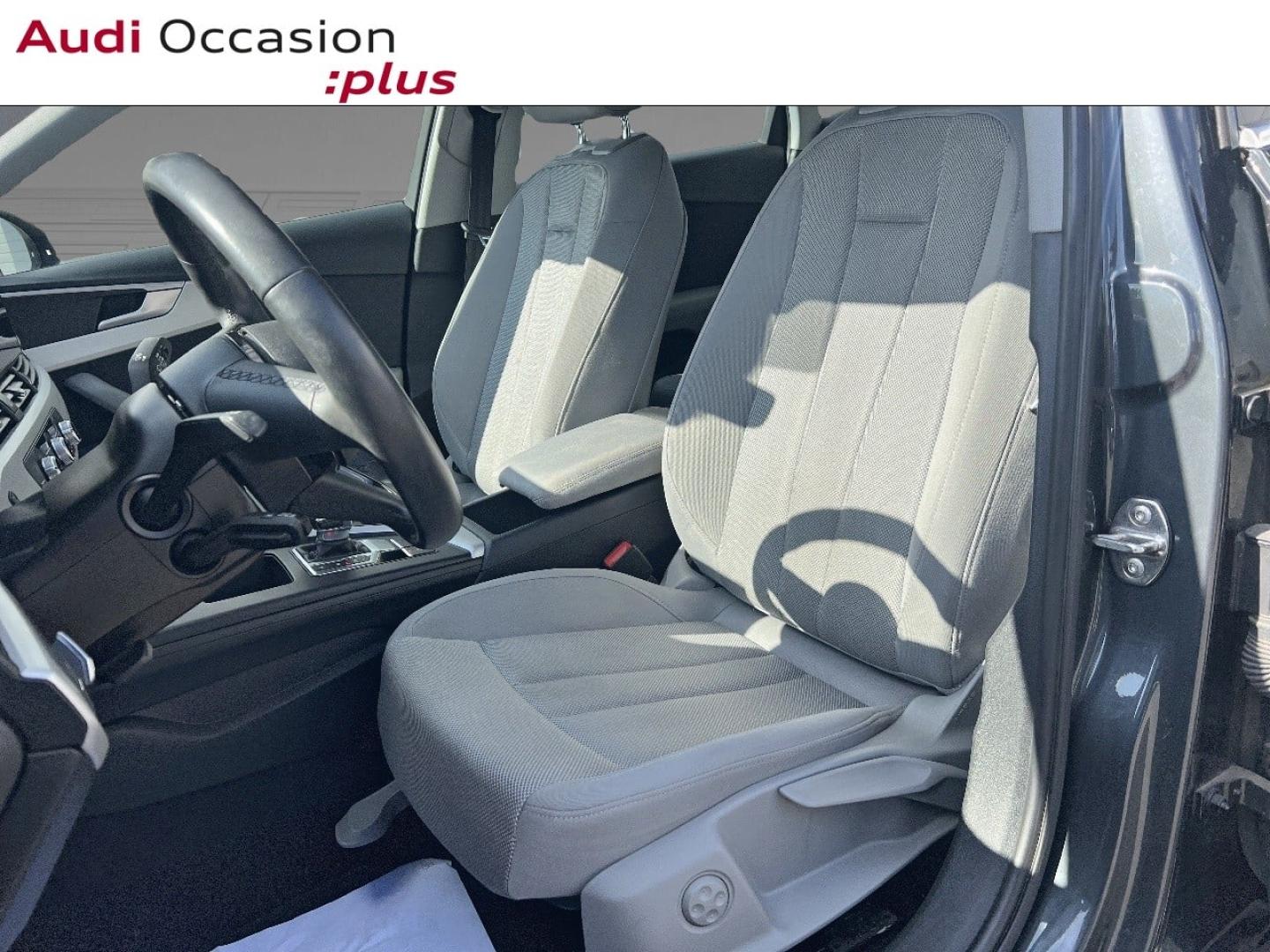 Voitures occasions Audi A4 Business line Saint-Thibault-des-Vignes