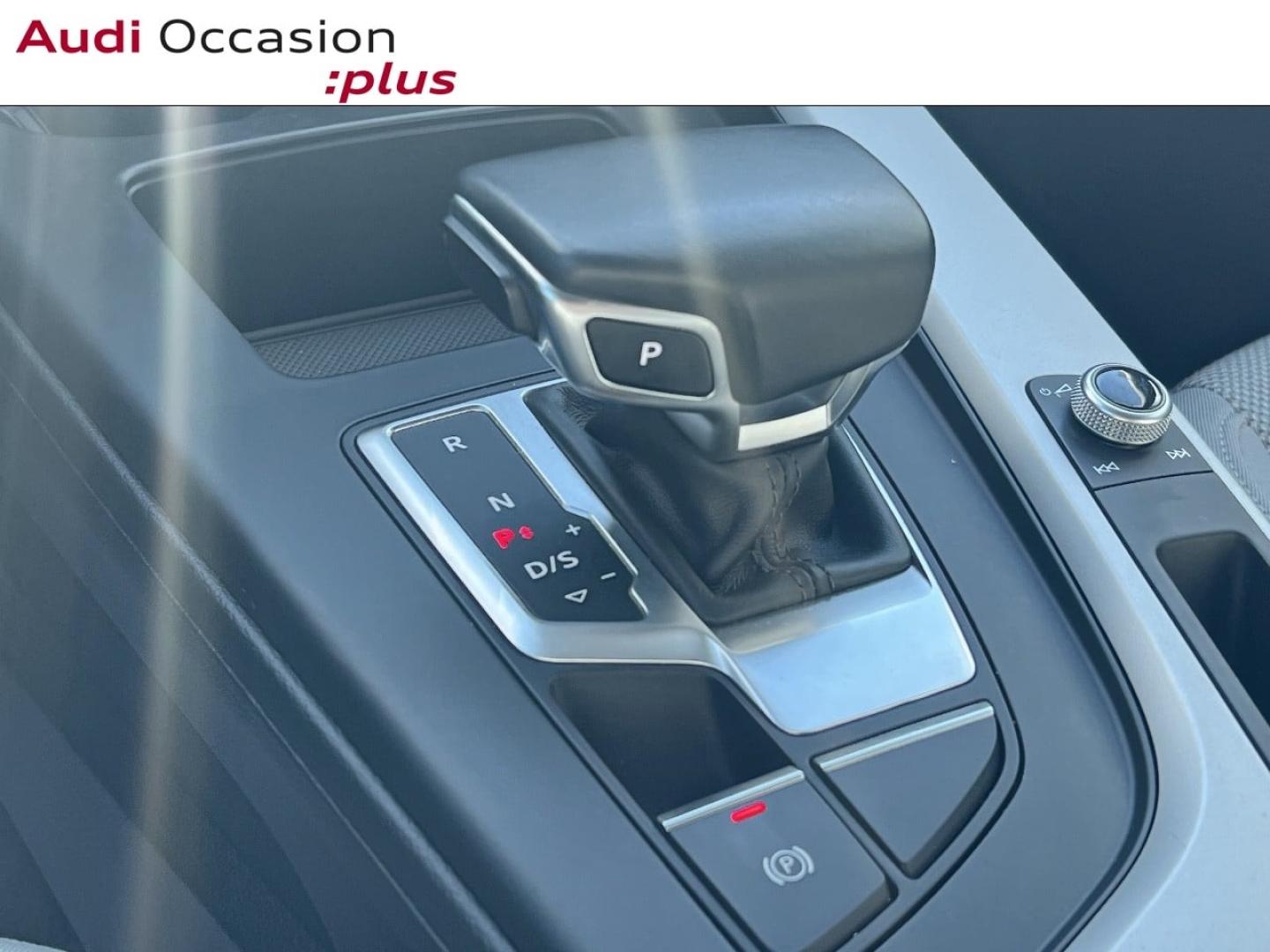 Voitures occasions Audi A4 Business line Saint-Thibault-des-Vignes