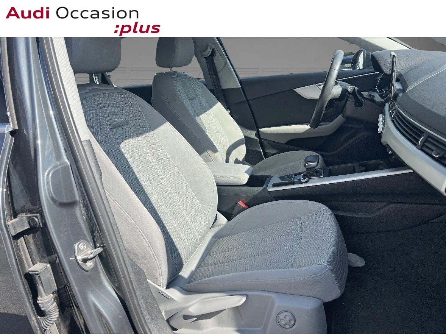 Voitures occasions Audi A4 Business line Saint-Thibault-des-Vignes