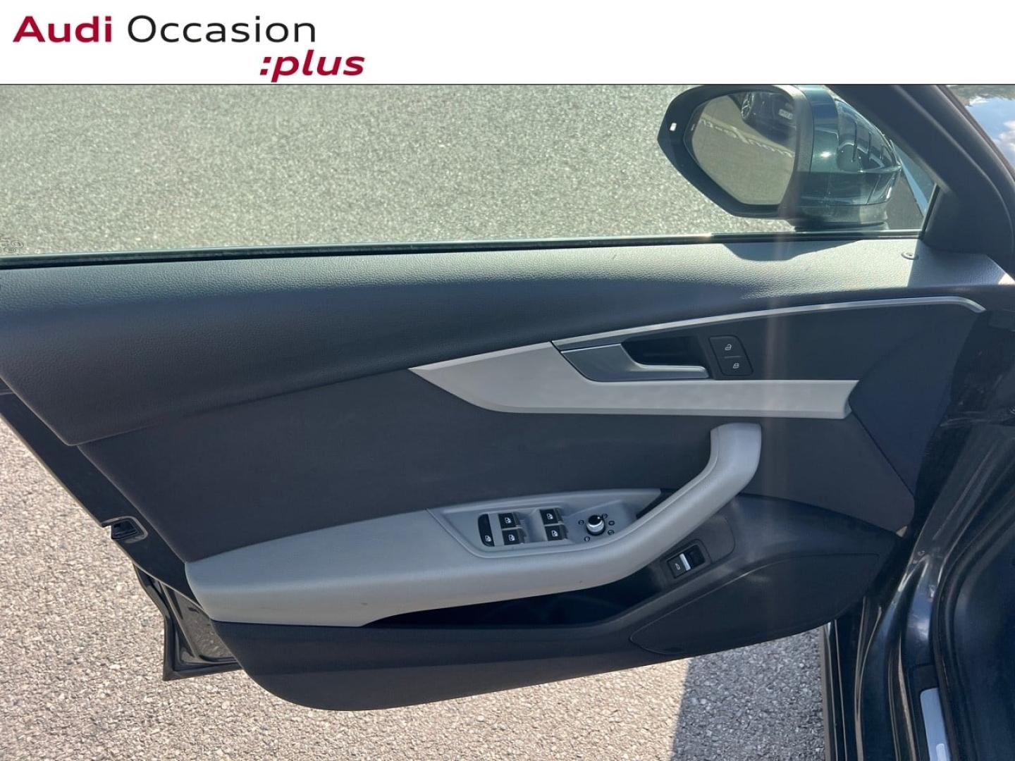 Voitures occasions Audi A4 Business line Saint-Thibault-des-Vignes