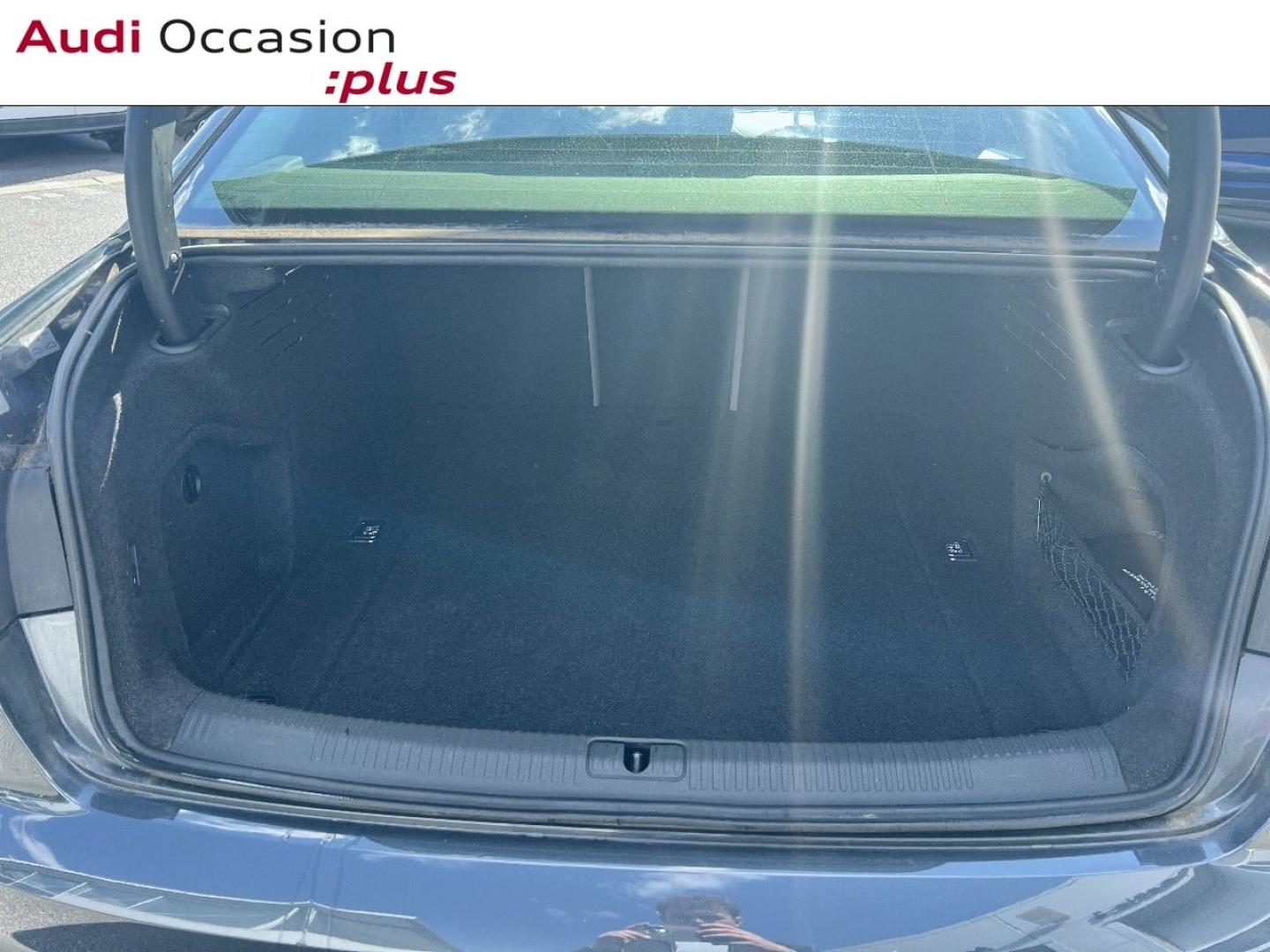 Voitures occasions Audi A4 Business line Saint-Thibault-des-Vignes