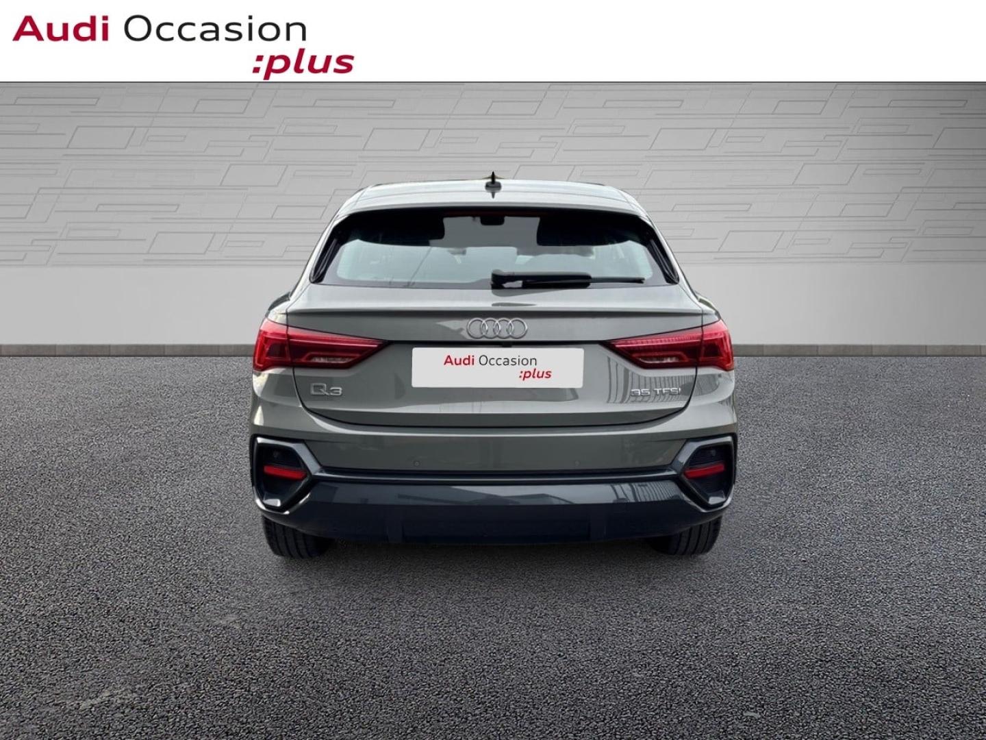 Voitures occasions Audi Q3 Sportback Business line Saint-Thibault-des-Vignes
