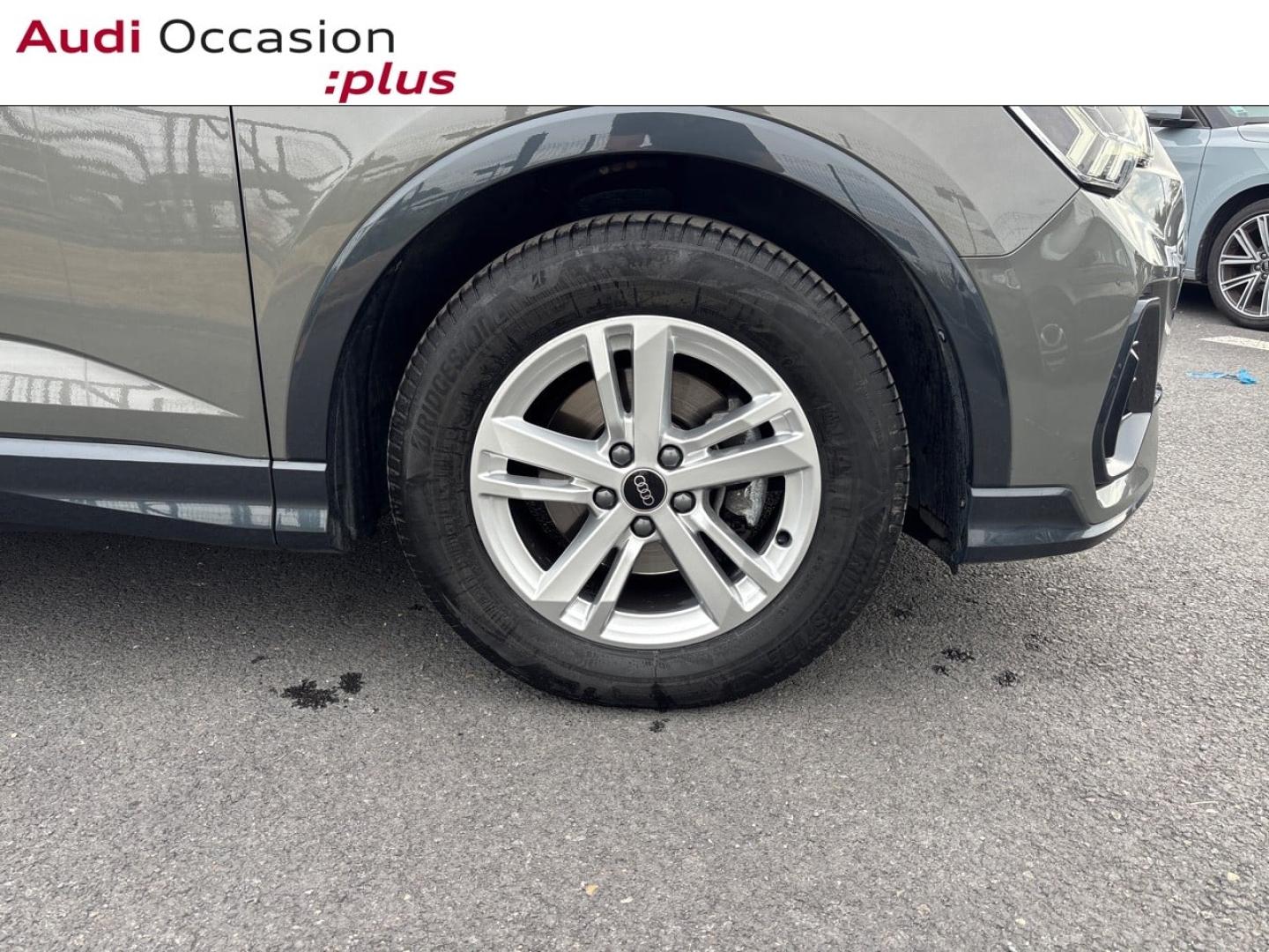 Voitures occasions Audi Q3 Sportback Business line Saint-Thibault-des-Vignes