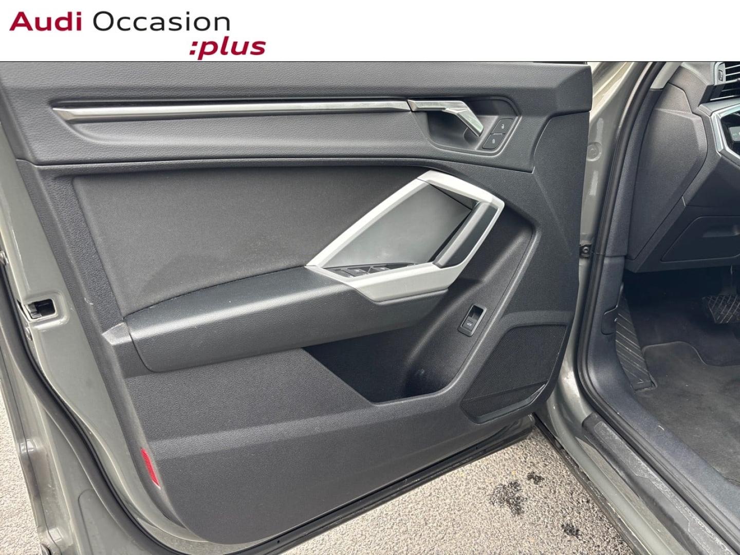 Voitures occasions Audi Q3 Sportback Business line Saint-Thibault-des-Vignes
