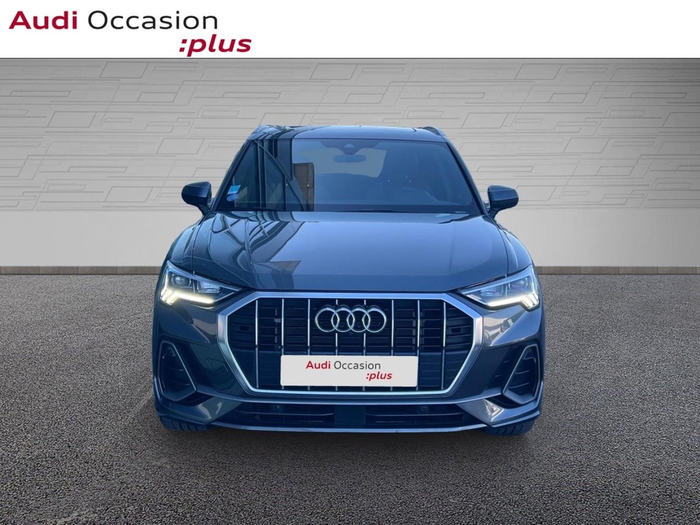 Voitures occasions Audi Q3 S line Saint-Thibault-des-Vignes