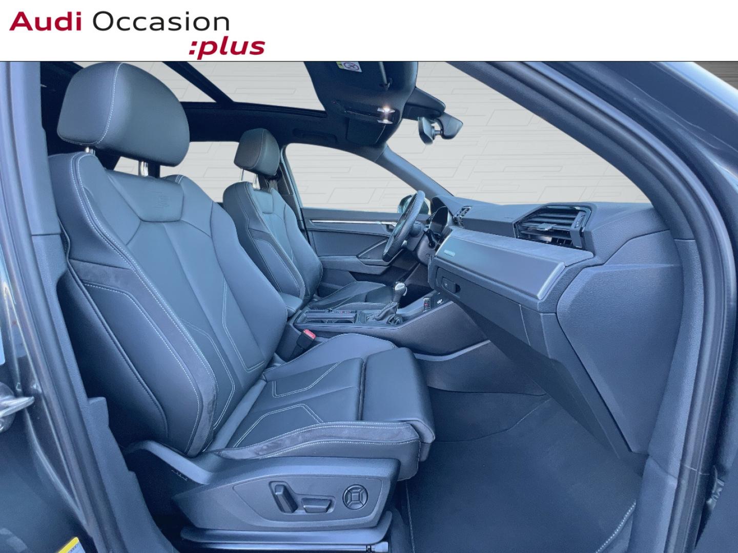 Voitures occasions Audi Q3 S line Saint-Thibault-des-Vignes
