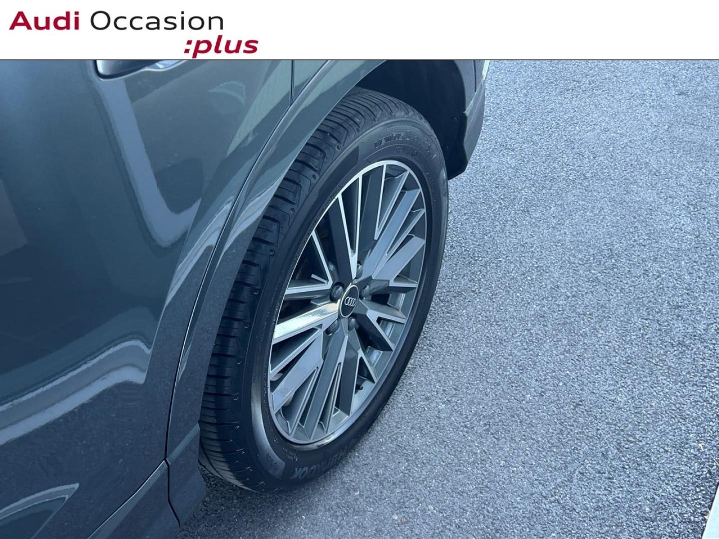 Voitures occasions Audi Q3 S line Saint-Thibault-des-Vignes