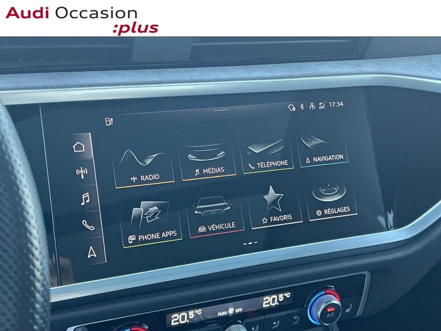 Voitures occasions Audi Q3 S line Saint-Thibault-des-Vignes