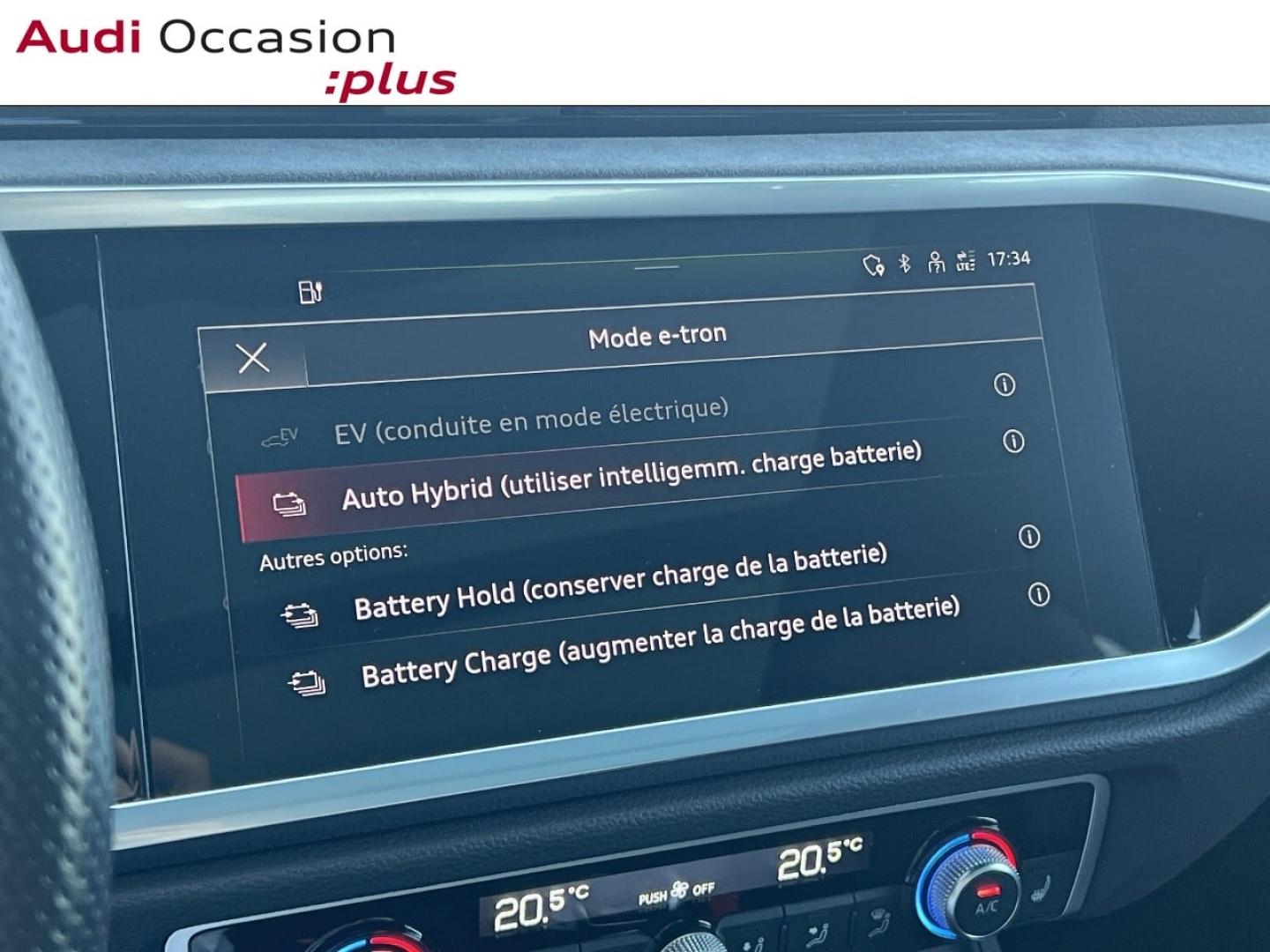 Voitures occasions Audi Q3 S line Saint-Thibault-des-Vignes