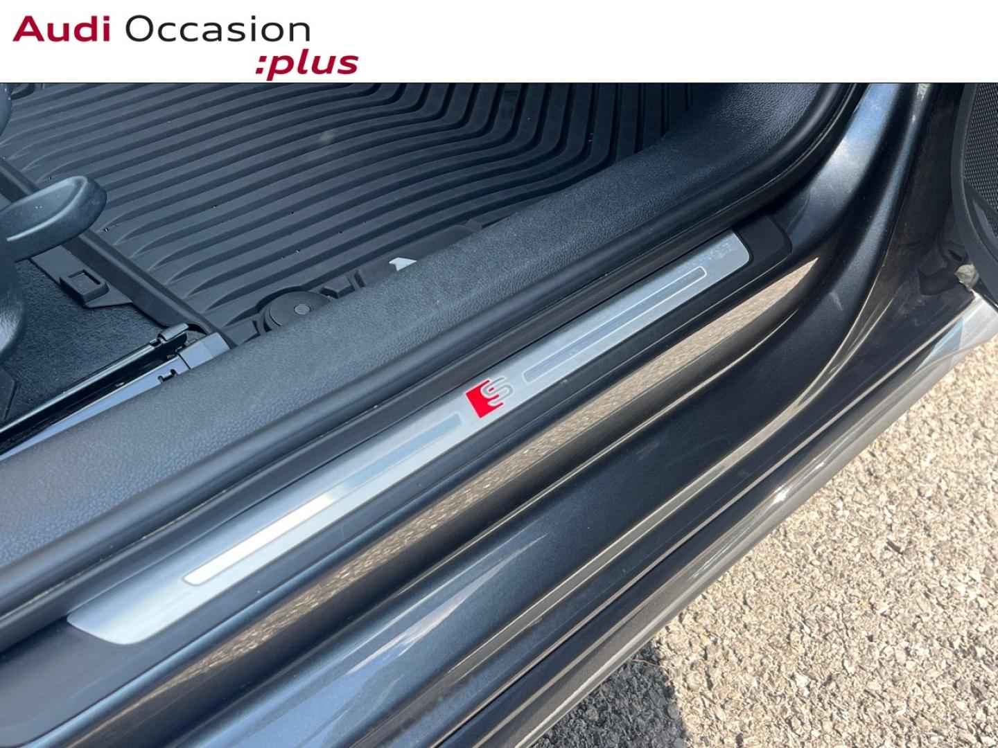 Voitures occasions Audi A4 Avant S line Saint-Thibault-des-Vignes