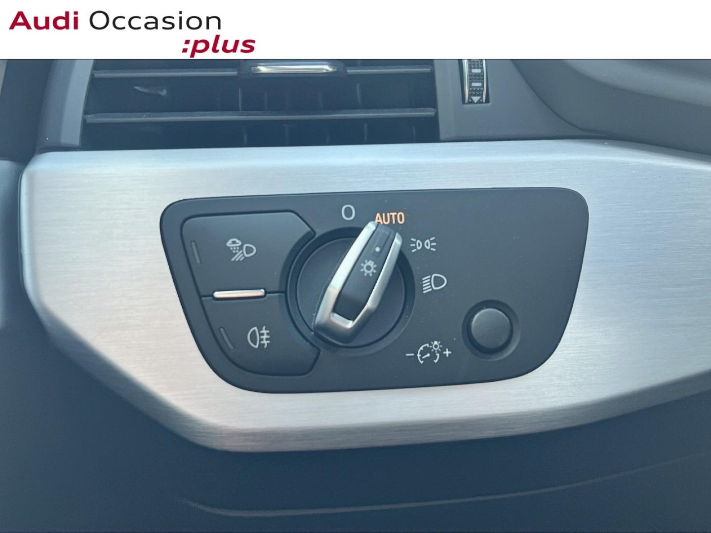 Voitures occasions Audi A4 Avant S line Saint-Thibault-des-Vignes