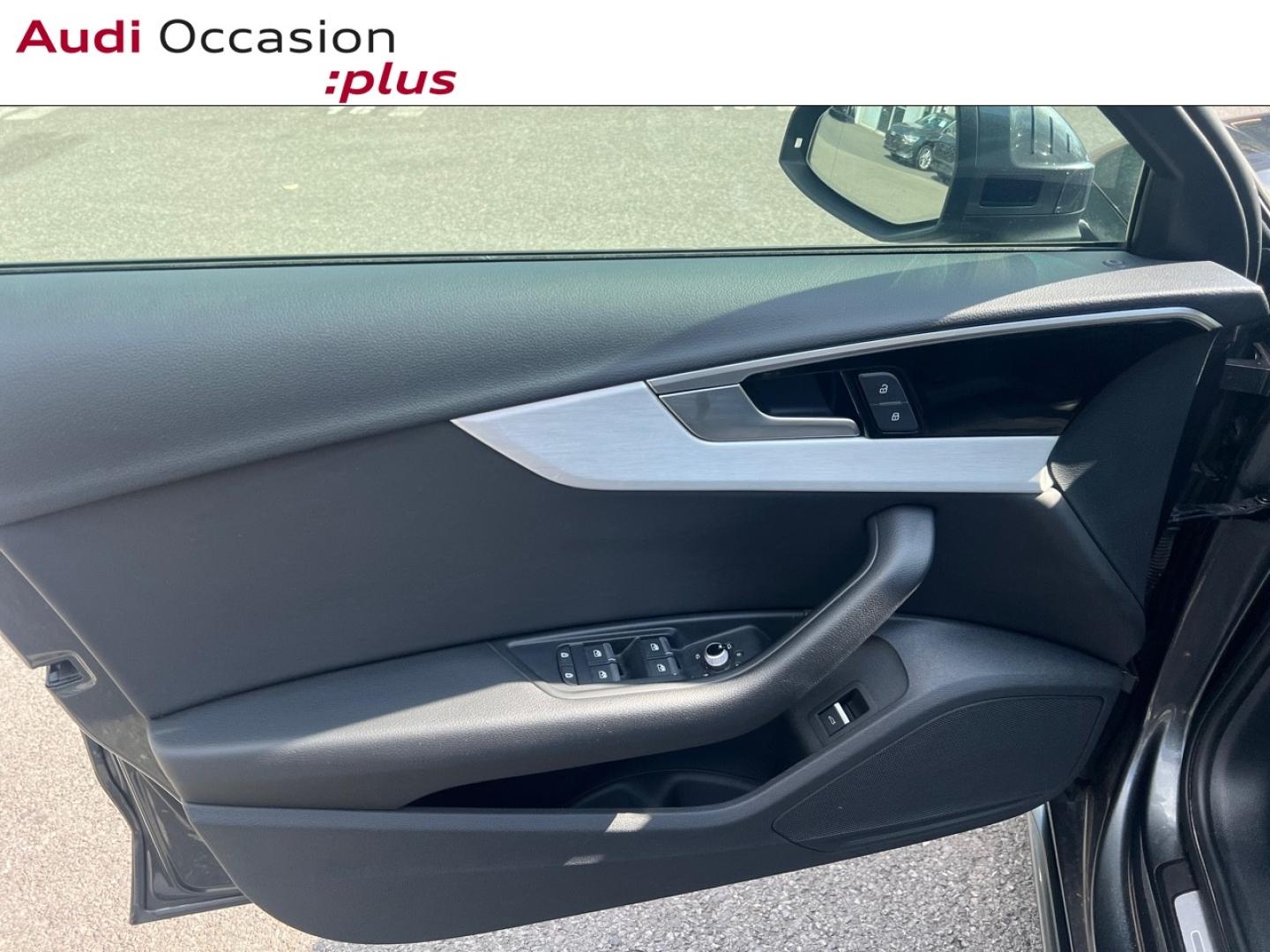 Voitures occasions Audi A4 Avant S line Saint-Thibault-des-Vignes