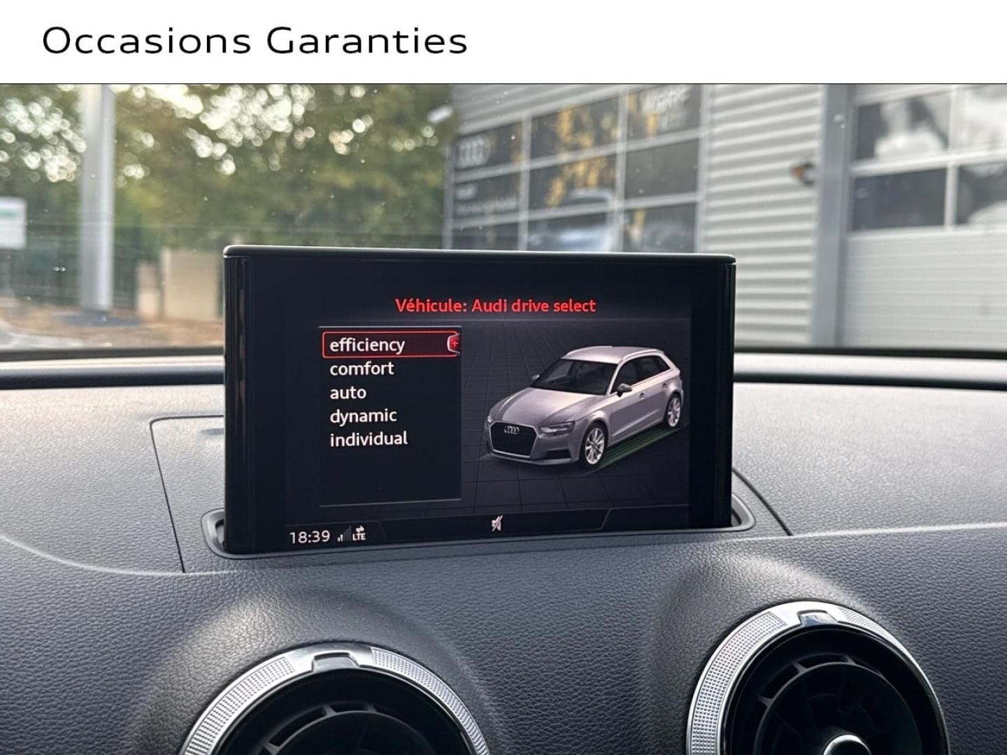 Voitures occasions Audi A3 Sportback Design luxe Saint-Thibault-des-Vignes