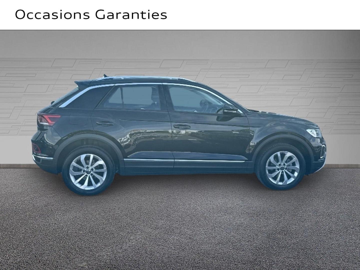 Voitures occasions VOLKSWAGEN T-ROC Life Saint-Thibault-des-Vignes