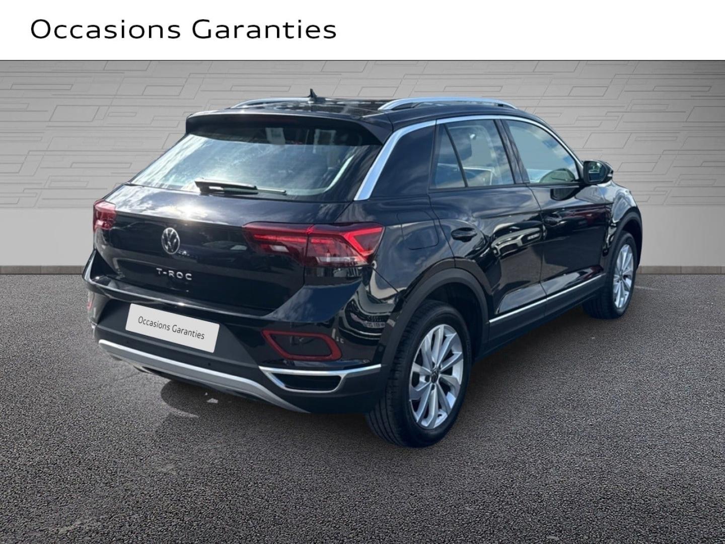 Voitures occasions VOLKSWAGEN T-ROC Life Saint-Thibault-des-Vignes