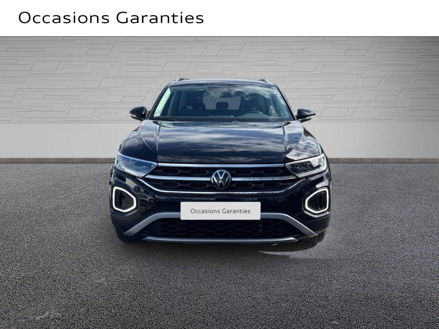 Voitures occasions VOLKSWAGEN T-ROC Life Saint-Thibault-des-Vignes