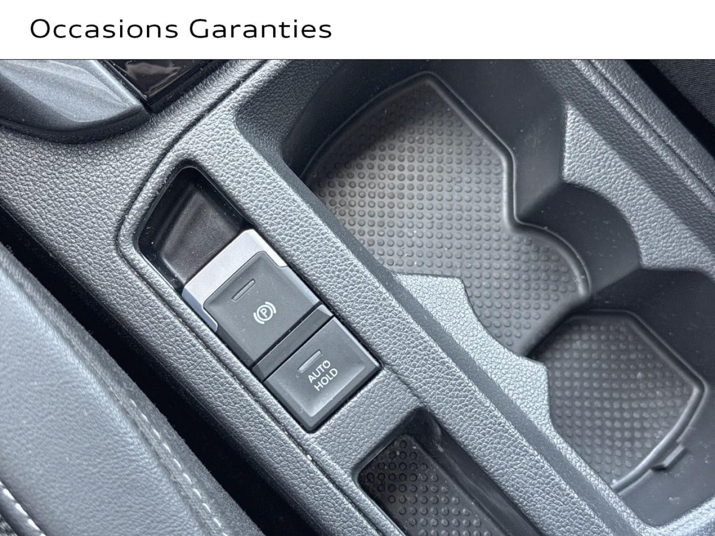 Voitures occasions VOLKSWAGEN T-ROC Life Saint-Thibault-des-Vignes