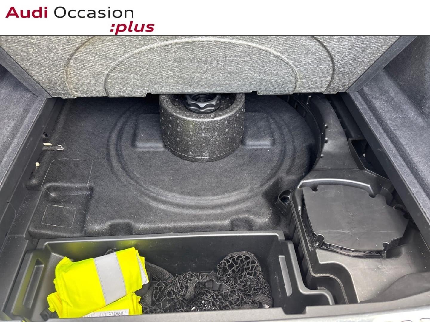 Voitures occasions Audi Q8 E-TRON S Line Saint-Thibault-des-Vignes