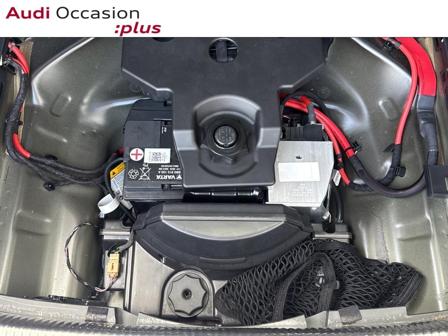 Voitures occasions Audi A4 Avant S line Saint-Thibault-des-Vignes